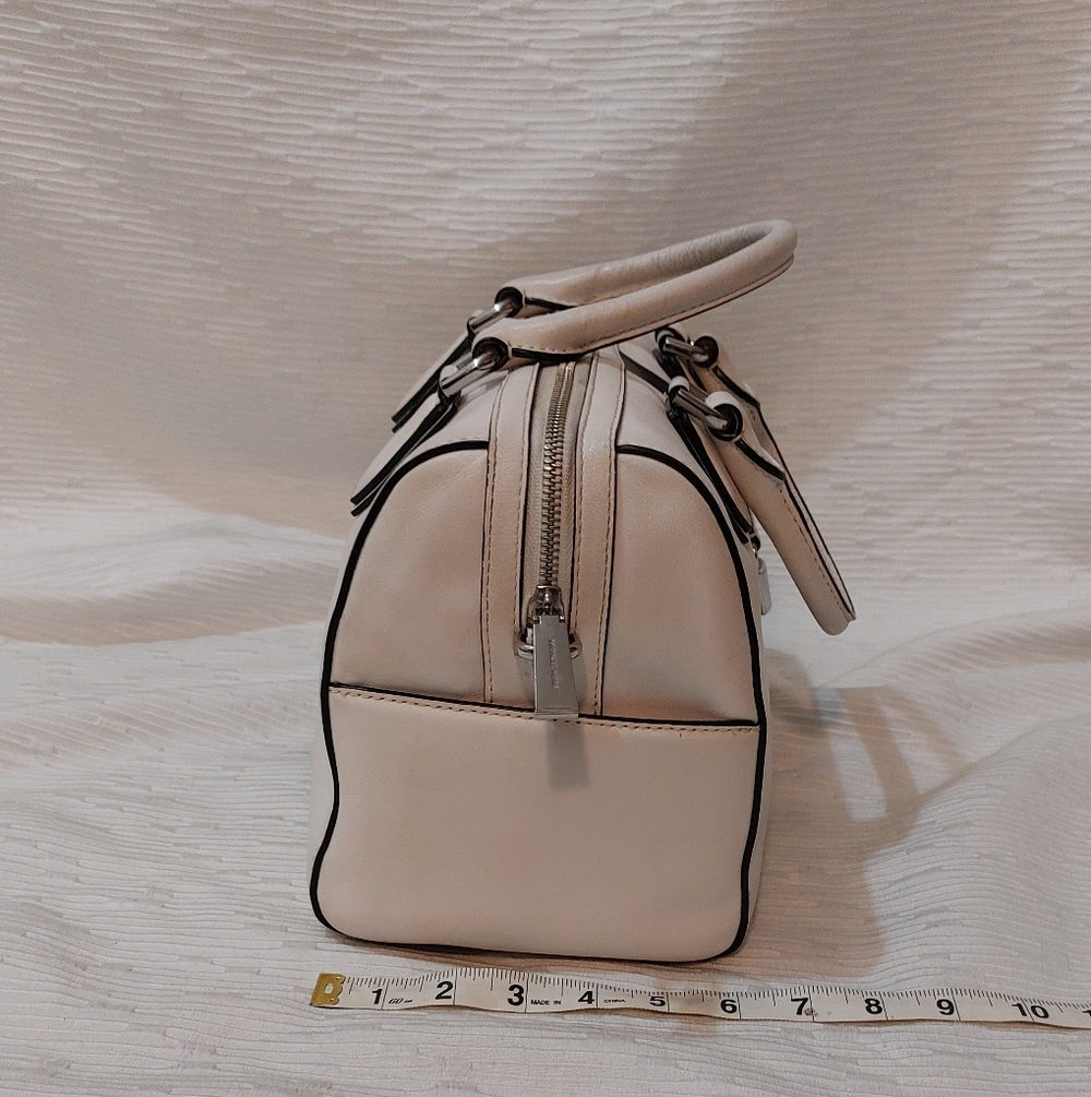 Michael Kors Ivory and Ebony Satchel - Picture 3 of 16